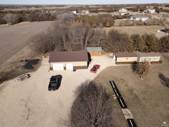 11312 Farnum Run, Milford, KS 66514