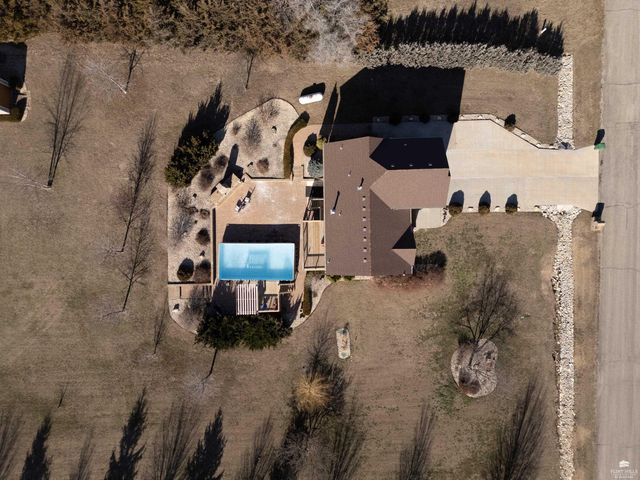 11312 Farnum Run, Milford, KS 66514