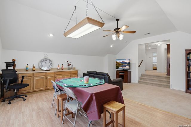 487 Covered Bridge, Schertz, TX 78154