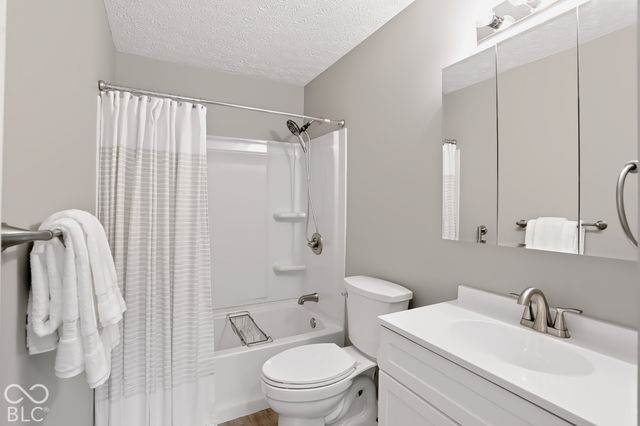 5907 Timber Lake Boulevard, Indianapolis, IN 46237