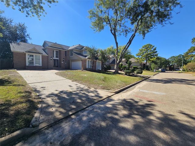 15131 New Hastings Drive, Houston, TX 77095