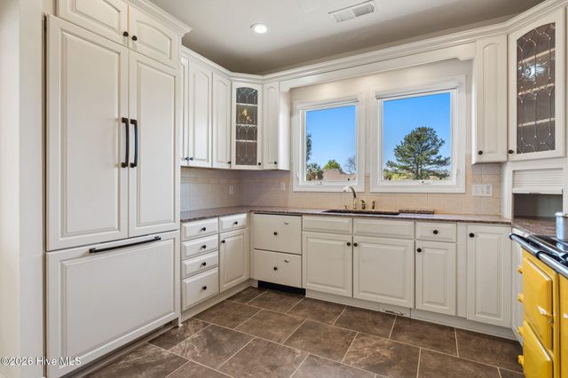 101 Windsor Circle SW, Ocean Isle Beach, NC 28469