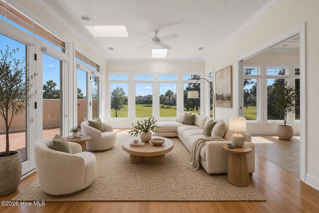 101 Windsor Circle SW, Ocean Isle Beach, NC 28469