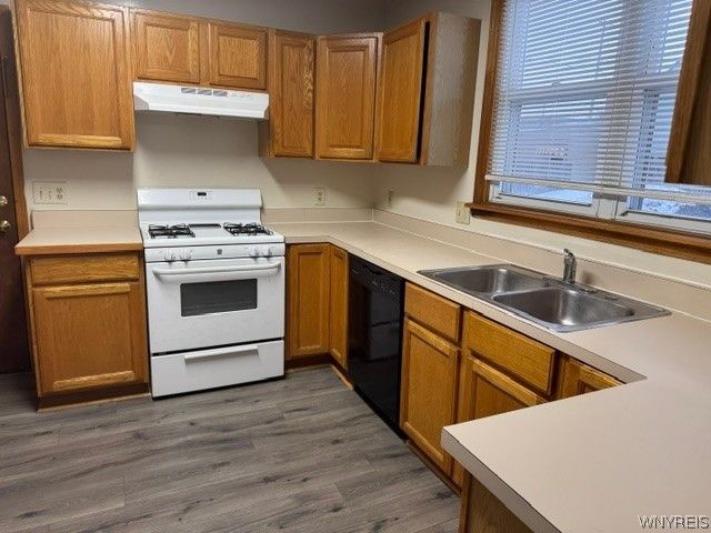 3690 4th Street, Hamburg, NY 14219