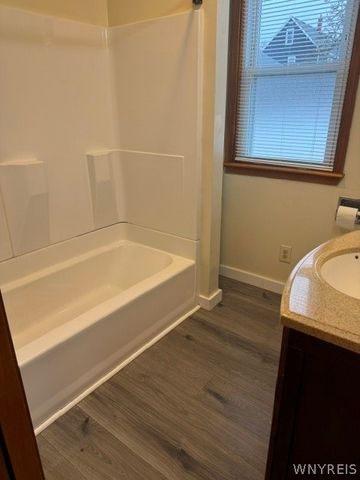 3690 4th Street, Hamburg, NY 14219