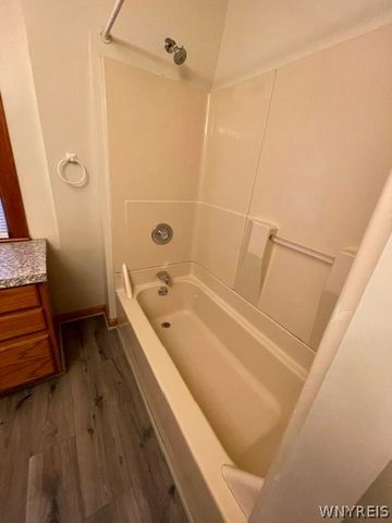 3690 4th Street, Hamburg, NY 14219