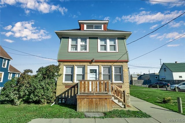 3690 4th Street, Hamburg, NY 14219