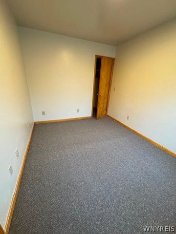 3690 4th Street, Hamburg, NY 14219