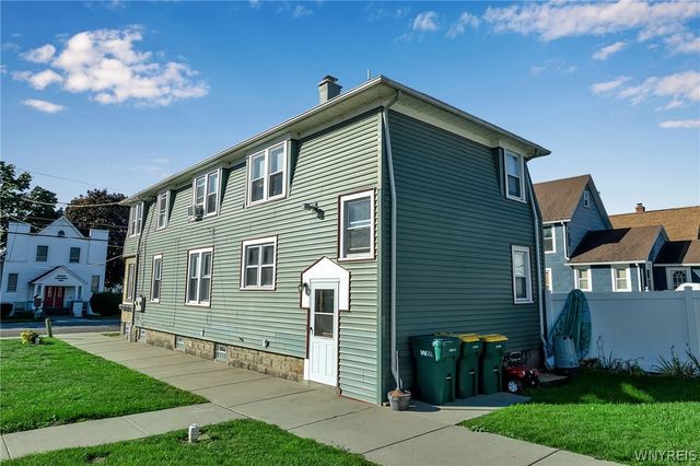 3690 4th Street, Hamburg, NY 14219