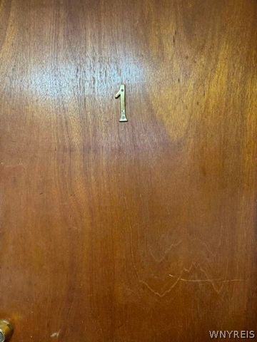 3690 4th Street, Hamburg, NY 14219