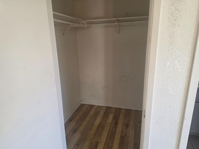 2049 Rock Pine Ct, Modesto, CA 95351
