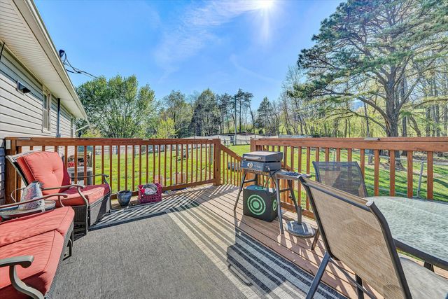 1520 Little Catawba Creek RD, Troutville, VA 24175