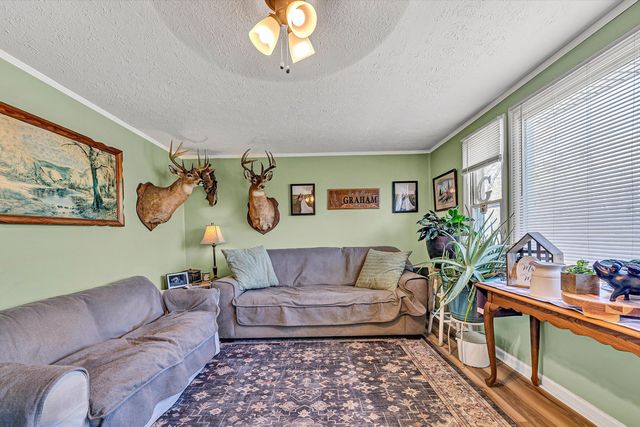1520 Little Catawba Creek RD, Troutville, VA 24175