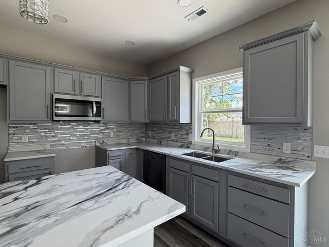 2304 Wilbraham Road, Middletown, OH 45042