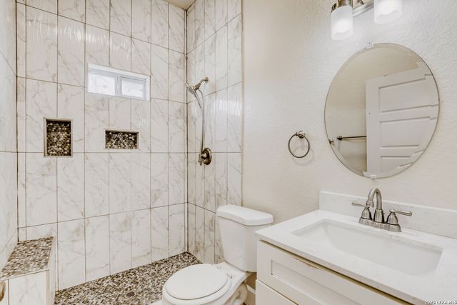 1114 W Myrtle, San Antonio, TX 78201