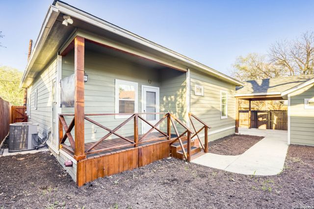 1114 W Myrtle, San Antonio, TX 78201