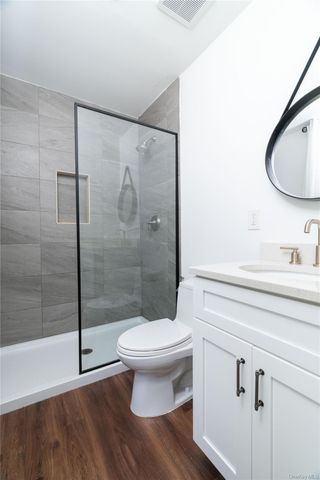 27 Valenza Lane, Blauvelt, NY 10913