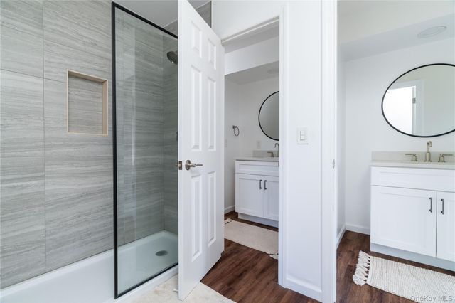 27 Valenza Lane, Blauvelt, NY 10913