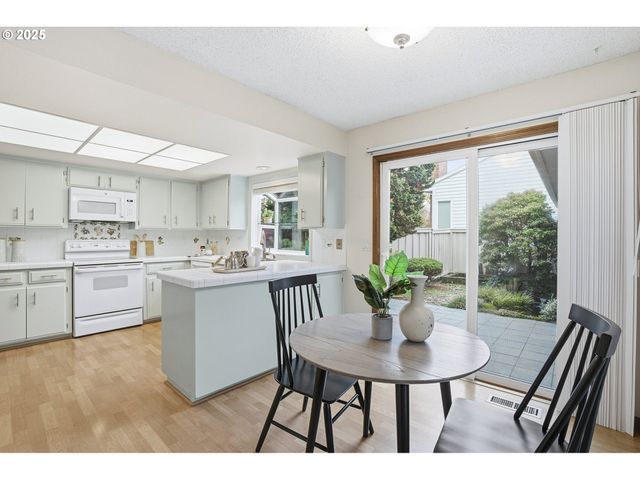 7430 Sw Greens View Ct, Wilsonville, OR 97070