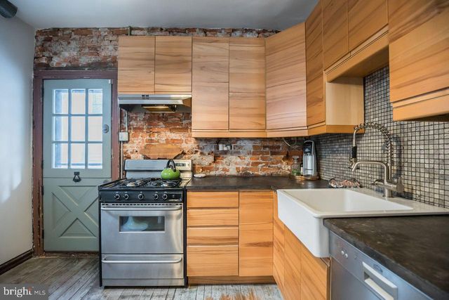1609 S ROSEWOOD ST, Philadelphia, PA 19145