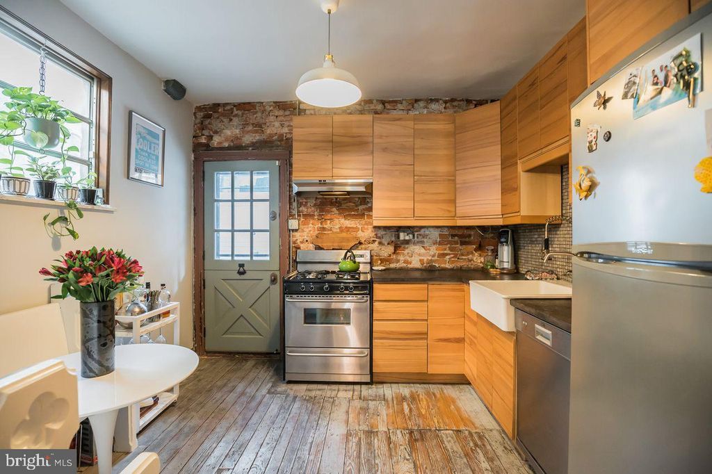 1609 S ROSEWOOD ST, PHILADELPHIA, PA 19145 — photo 4
