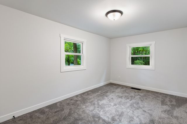1030 Harding Street NW, Grand Rapids, MI 49544