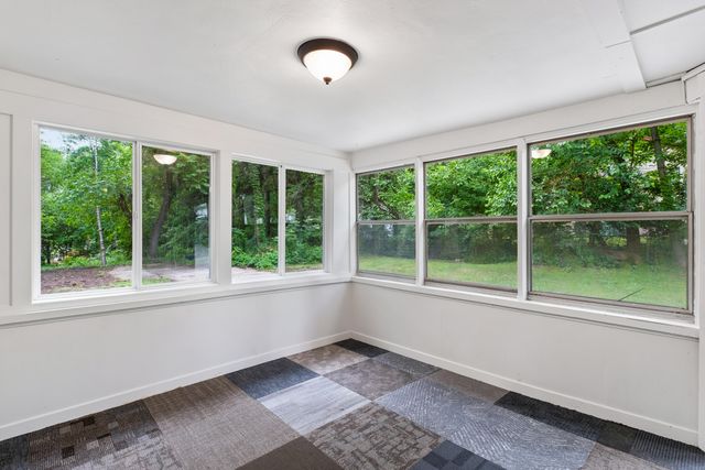 1030 Harding Street NW, Grand Rapids, MI 49544