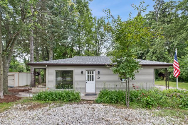 1030 Harding Street NW, Grand Rapids, MI 49544