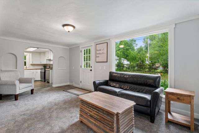 1030 Harding Street NW, Grand Rapids, MI 49544