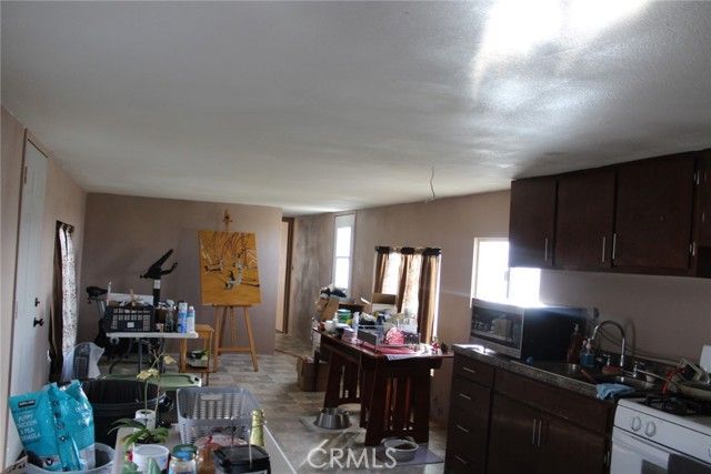 12543 Buckwheat, Phelan, CA 92371