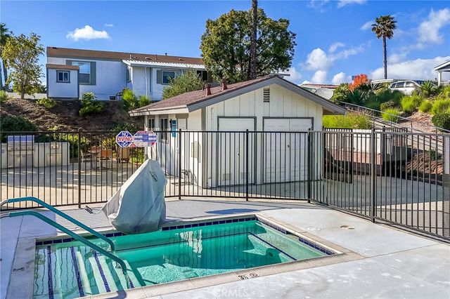 1120 E Mission Road 79, Fallbrook, CA 92028