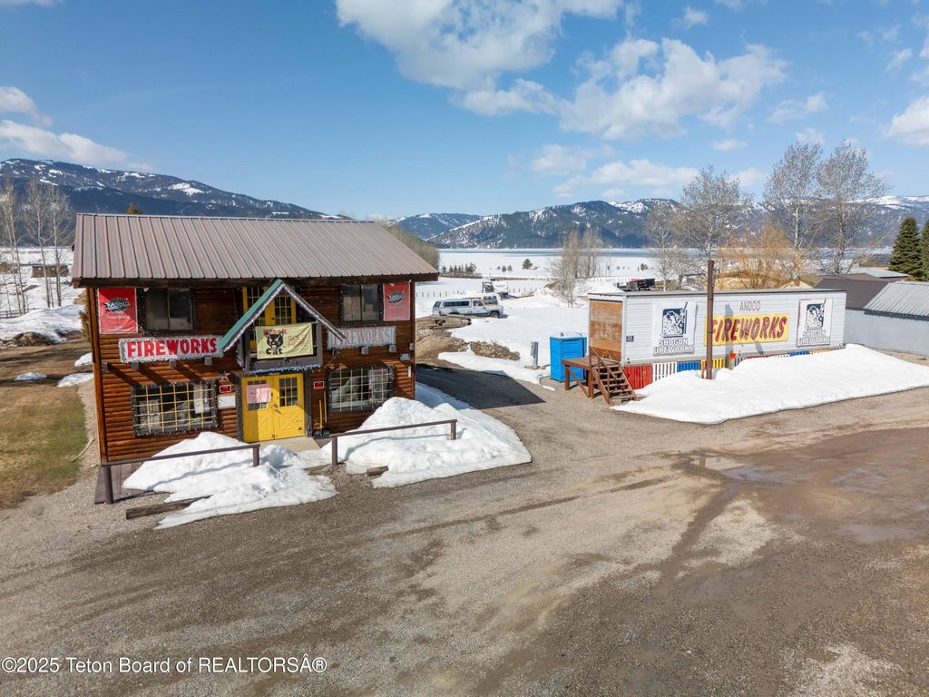 1685 US HIGHWAY 89, Alpine, WY 83128 photo 12