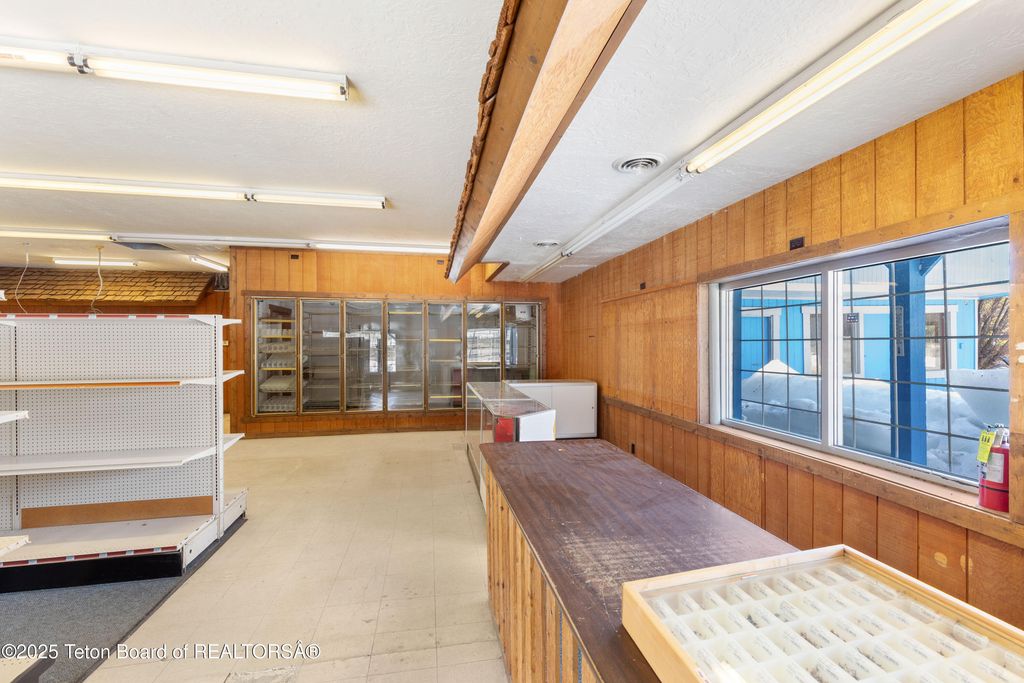 1685 US HIGHWAY 89, Alpine, WY 83128 photo 18