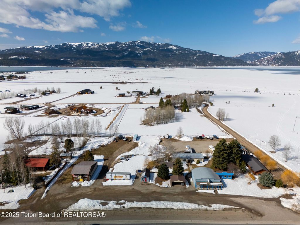 1685 US HIGHWAY 89, Alpine, WY 83128 photo 49