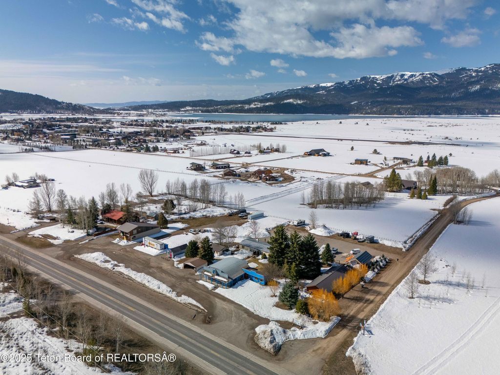 1685 US HIGHWAY 89, Alpine, WY 83128 photo 5