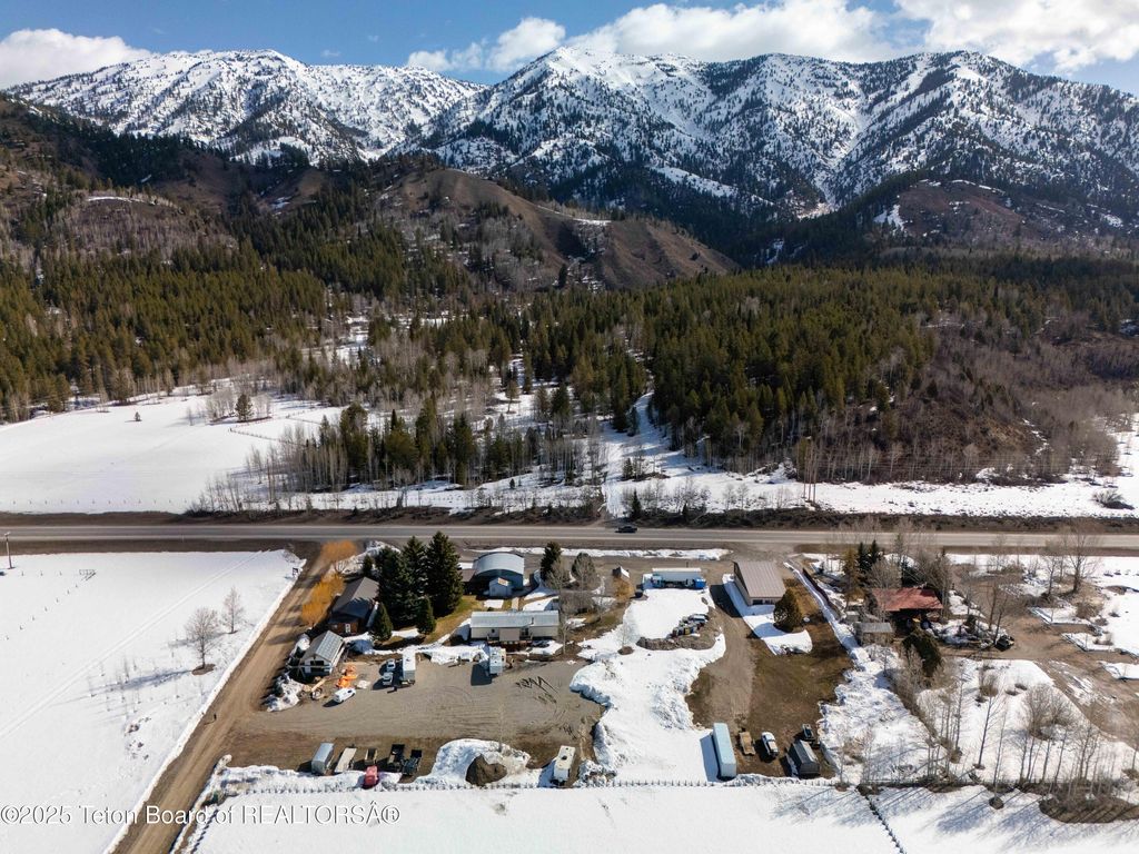 1685 US HIGHWAY 89, Alpine, WY 83128 photo 50