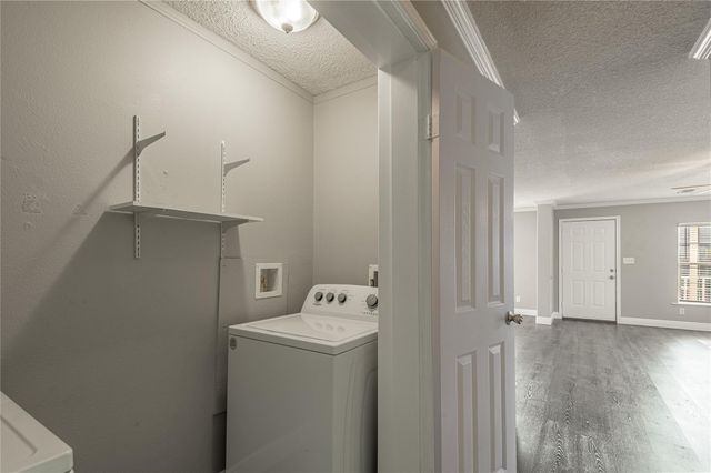 164 Varsity Drive, Huntsville, TX 77340