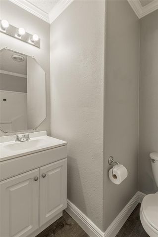 164 Varsity Drive, Huntsville, TX 77340