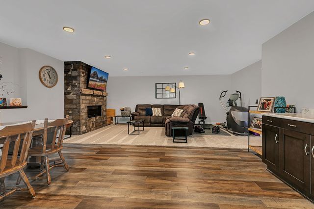 23063 Turquoise Street, Saint Augusta, MN 56301