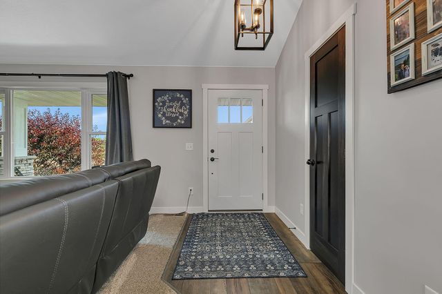 23063 Turquoise Street, Saint Augusta, MN 56301
