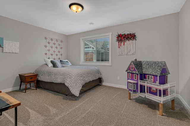 23063 Turquoise Street, Saint Augusta, MN 56301