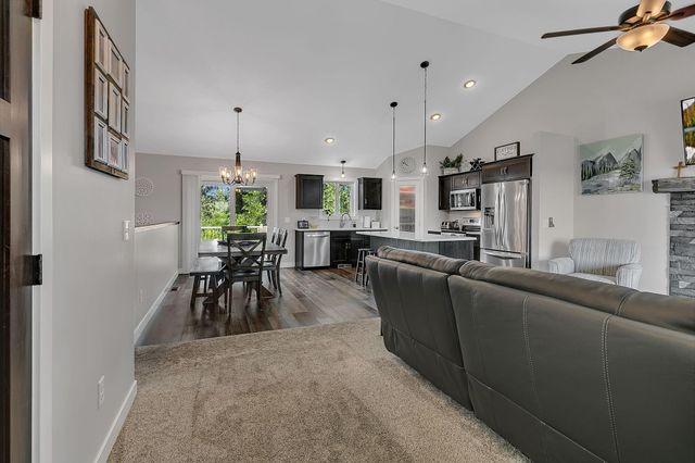 23063 Turquoise Street, Saint Augusta, MN 56301