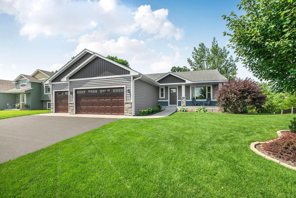 23063 Turquoise Street, Saint Augusta, MN 56301