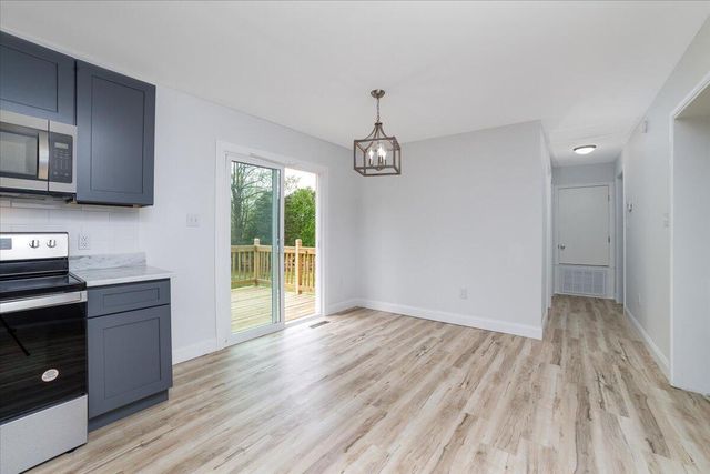 1100 Merriman Way RD, Moneta, VA 24121