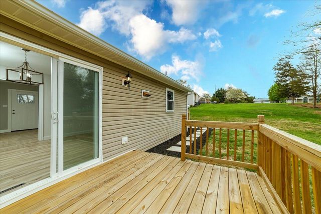 1100 Merriman Way RD, Moneta, VA 24121