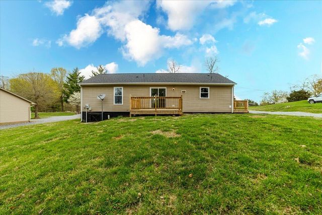 1100 Merriman Way RD, Moneta, VA 24121