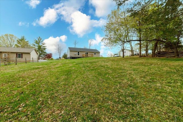 1100 Merriman Way RD, Moneta, VA 24121
