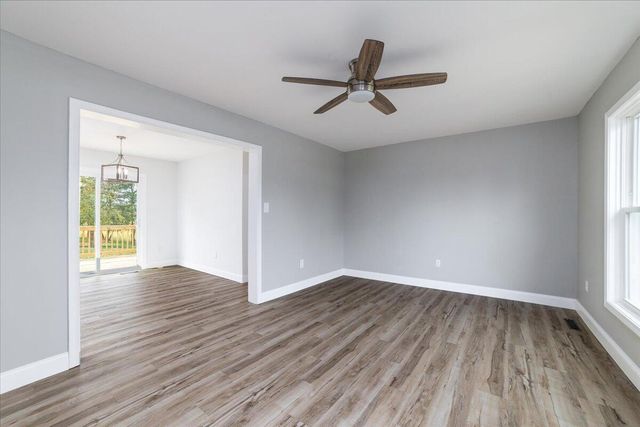 1100 Merriman Way RD, Moneta, VA 24121