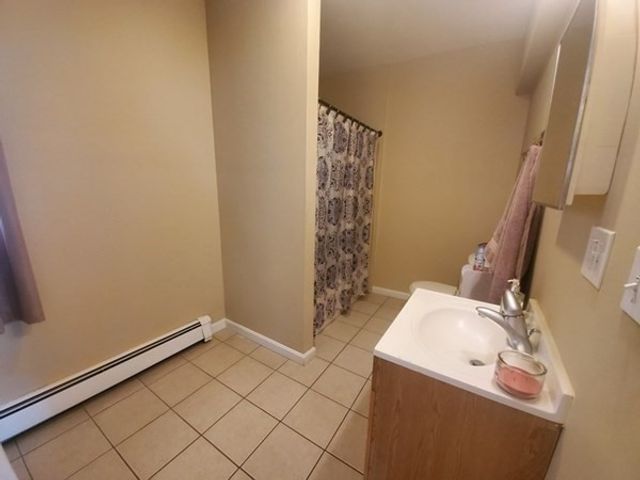 54 Pleasant St, Lowell, MA 01852