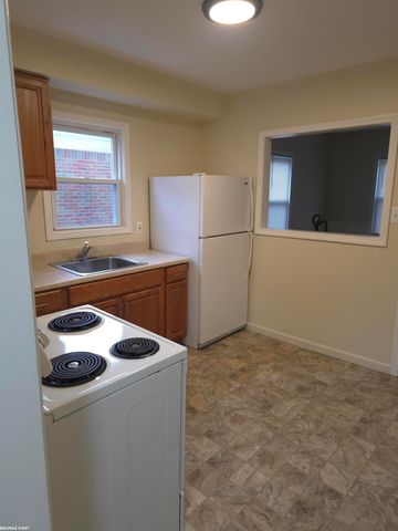 21116 Cyman Avenue, Warren, MI 48091